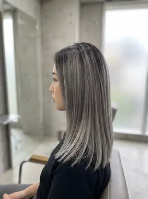 Canvas Academy 學員真實作品 — Ash Grey 冷灰銀色染髮 Shadow Roots